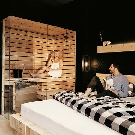 Hofstetten bei Brienz Bretterhotel מראה חיצוני תמונה